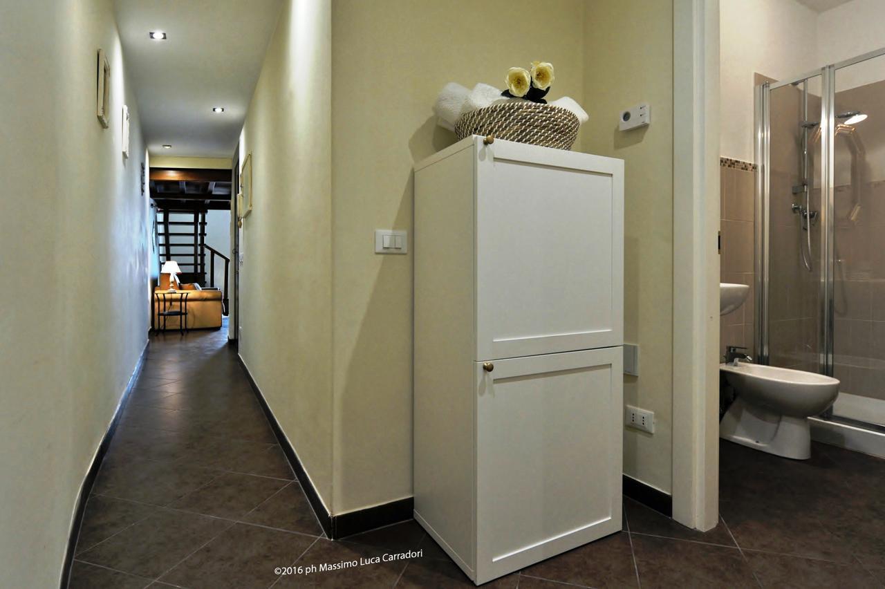 Charming Suite Cavour Heart Of Florenţa Exterior foto