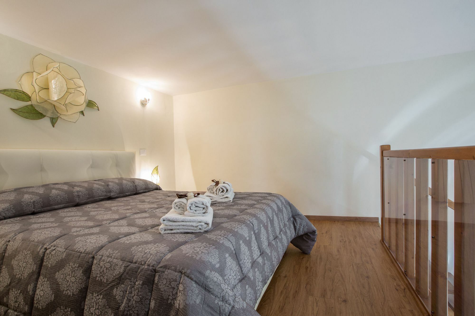 Charming Suite Cavour Heart Of Florenţa Exterior foto