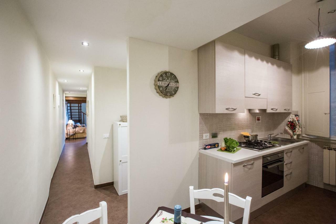 Charming Suite Cavour Heart Of Florenţa Exterior foto